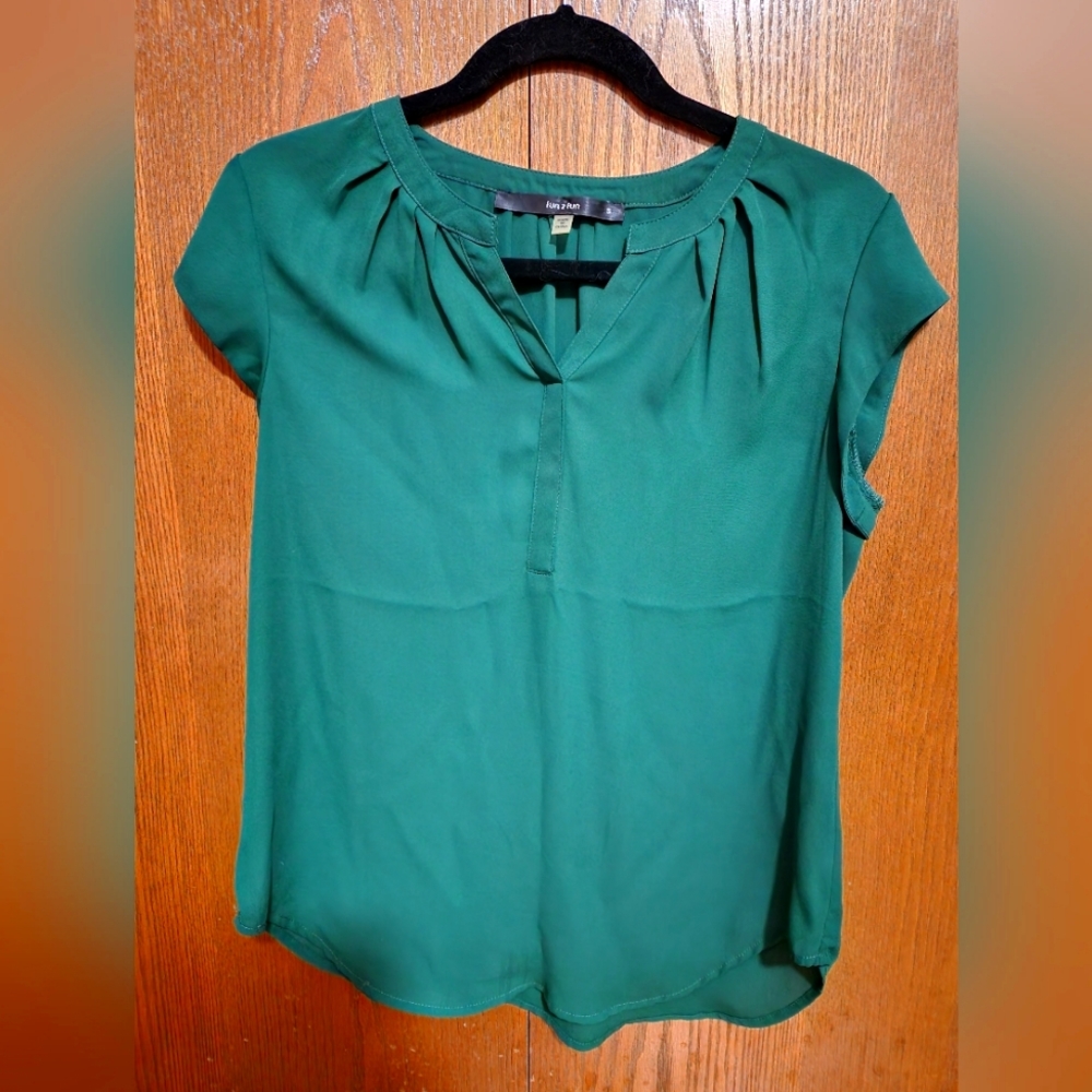 Short sleeve blouse